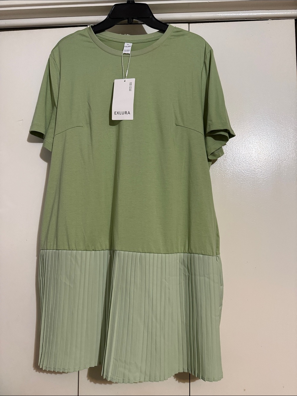 Exlura Womens Light Green Pleated Hem Dress